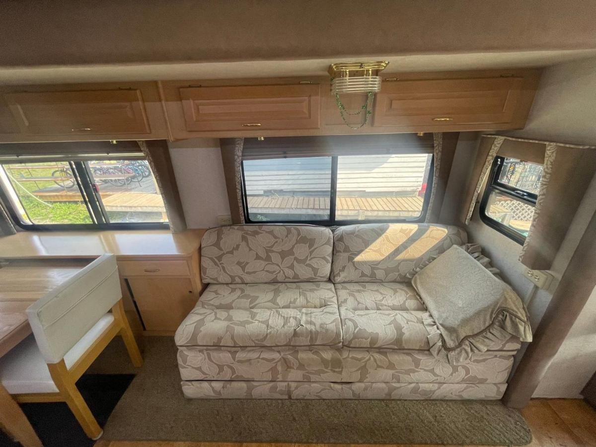 Rundle Mountain Rv Park Hotell Canmore Eksteriør bilde