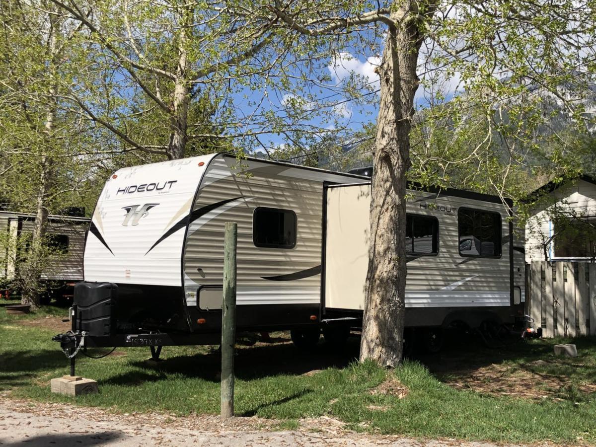 Rundle Mountain Rv Park Hotell Canmore Eksteriør bilde