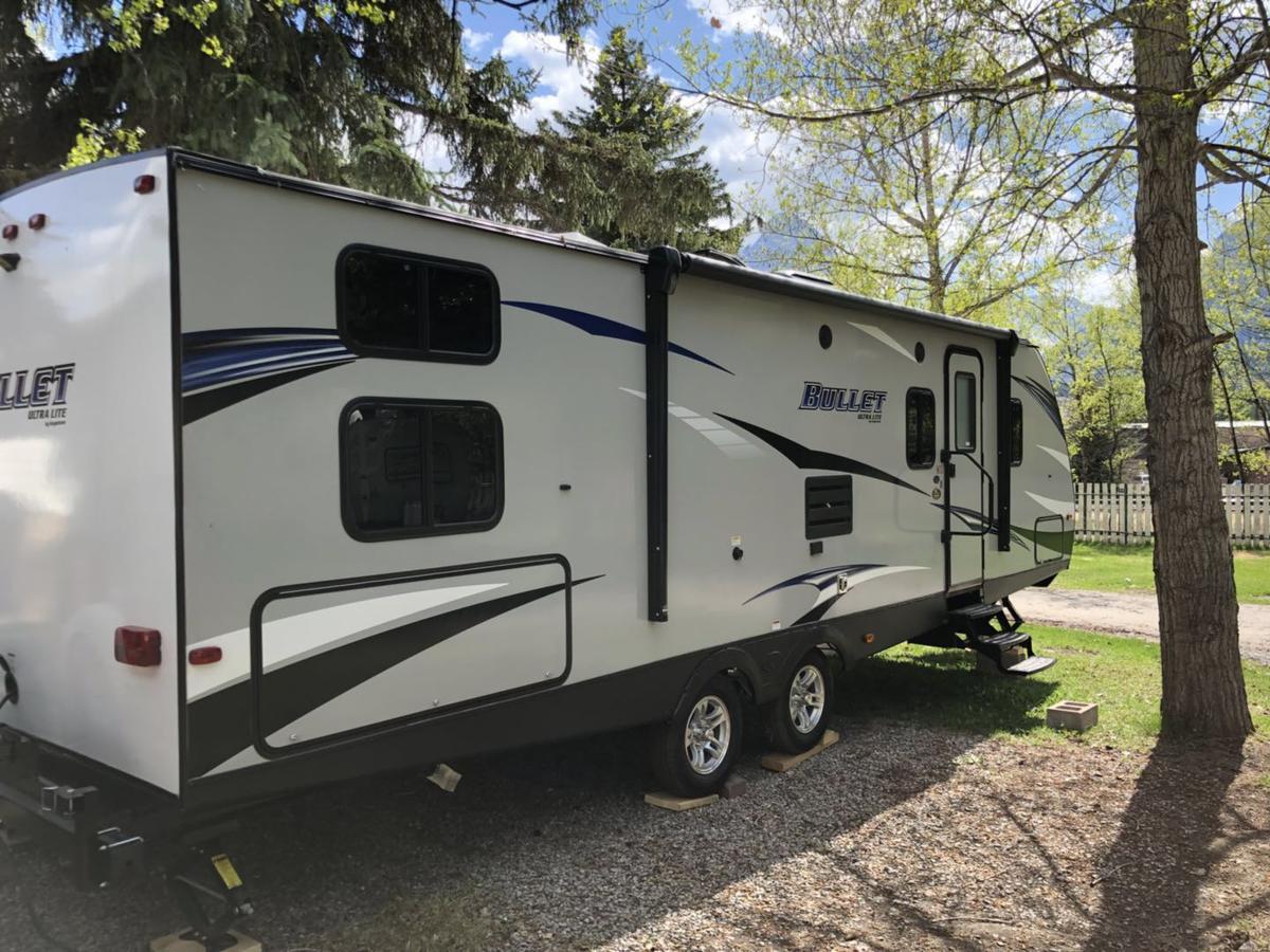 Rundle Mountain Rv Park Hotell Canmore Eksteriør bilde